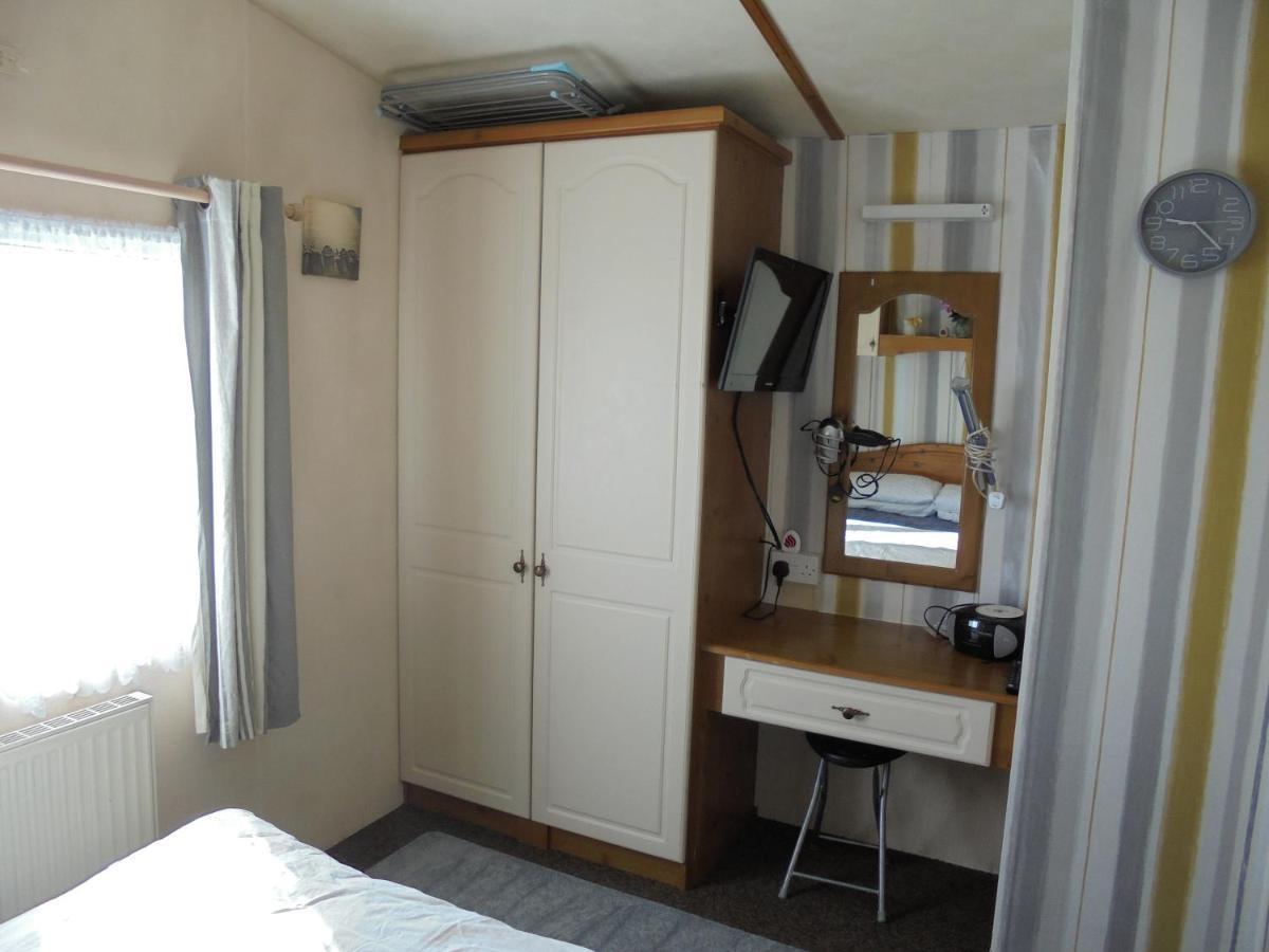 אינגולדמלס 6 Berth Central Heated On The Chase מראה חיצוני תמונה